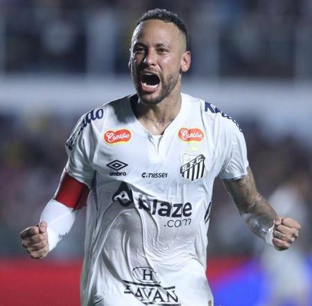 33歲內馬爾遭全歐洲嫌棄：5個月踢12場 今與桑托斯續約半年